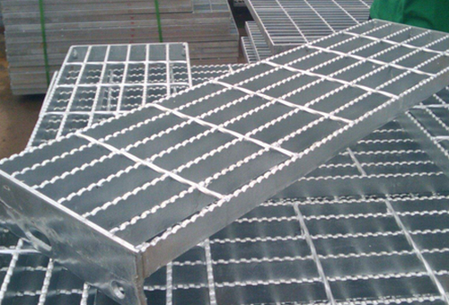 壓焊鋼格板噴漆前應做什么準備?