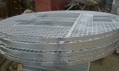 怎樣解決異型鋼格板在運(yùn)輸途中變形的問(wèn)題